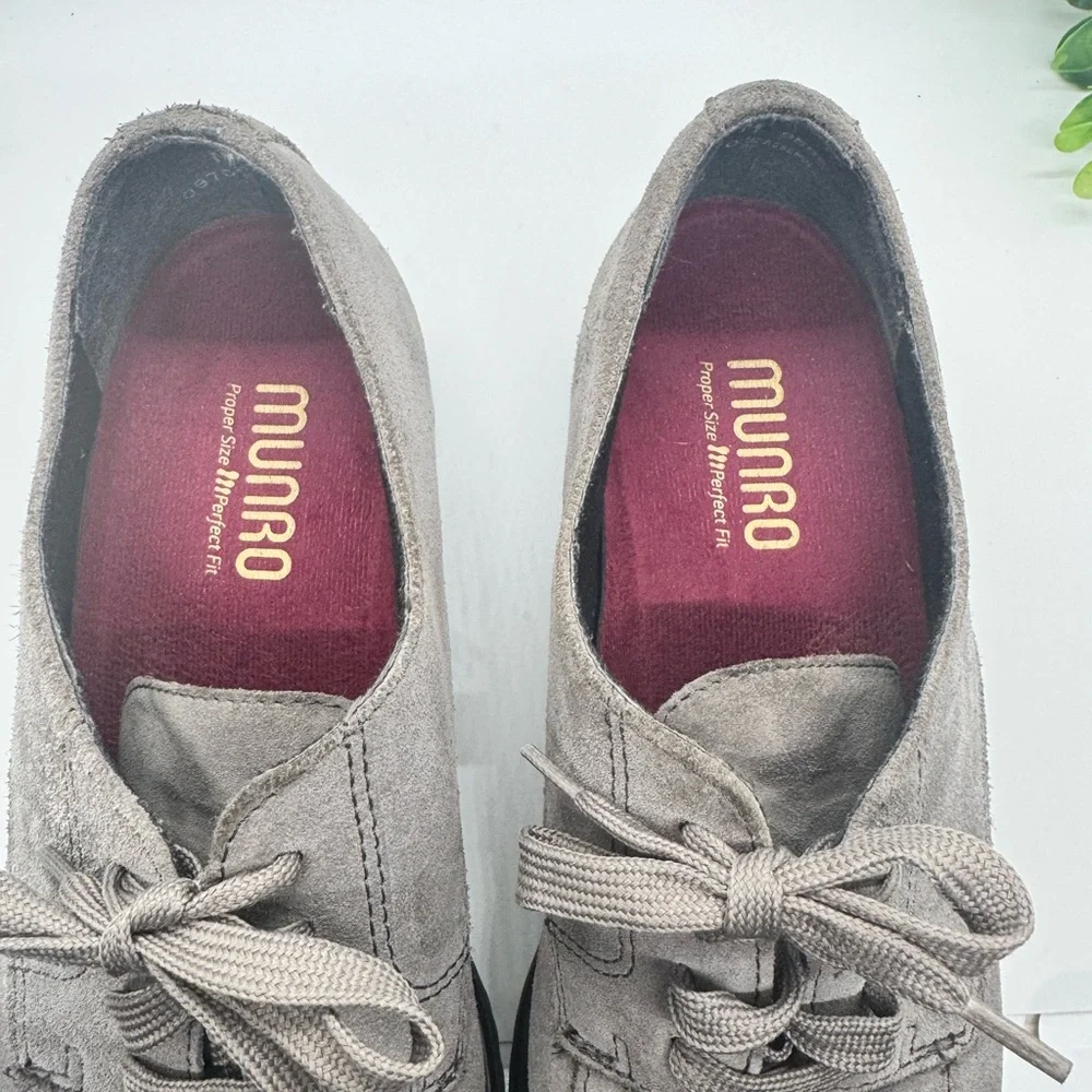 MUNRO VERANDA DERBY LACE-UP SUEDE LEATHER shoes- SIZE 8.5 Light Gray